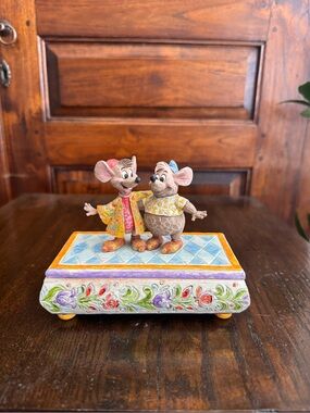 Jim Shore Disney Cinderellla Bossom Buddies Figurine Trinket Box
